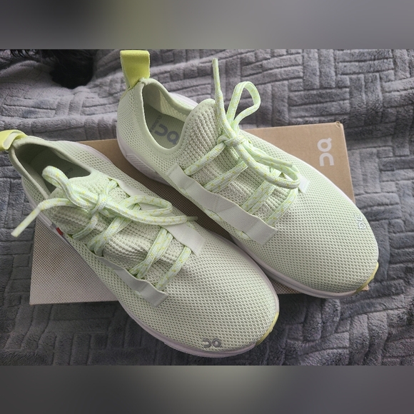 On Cloudeasy Sneaker Sz 7.5 - Picture 2 of 5